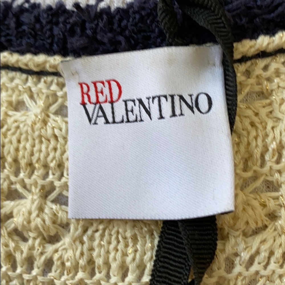 Valentino - Picture 8 of 9
